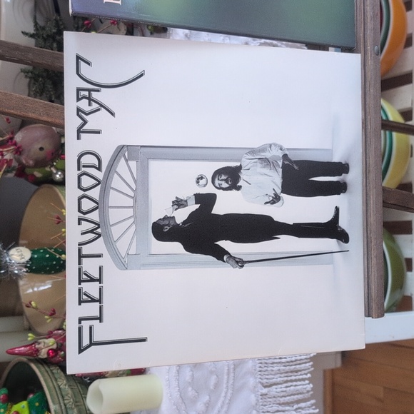 Fleetwood Mac Vintage Vinyl Record&Music Book - Picture 2 of 7